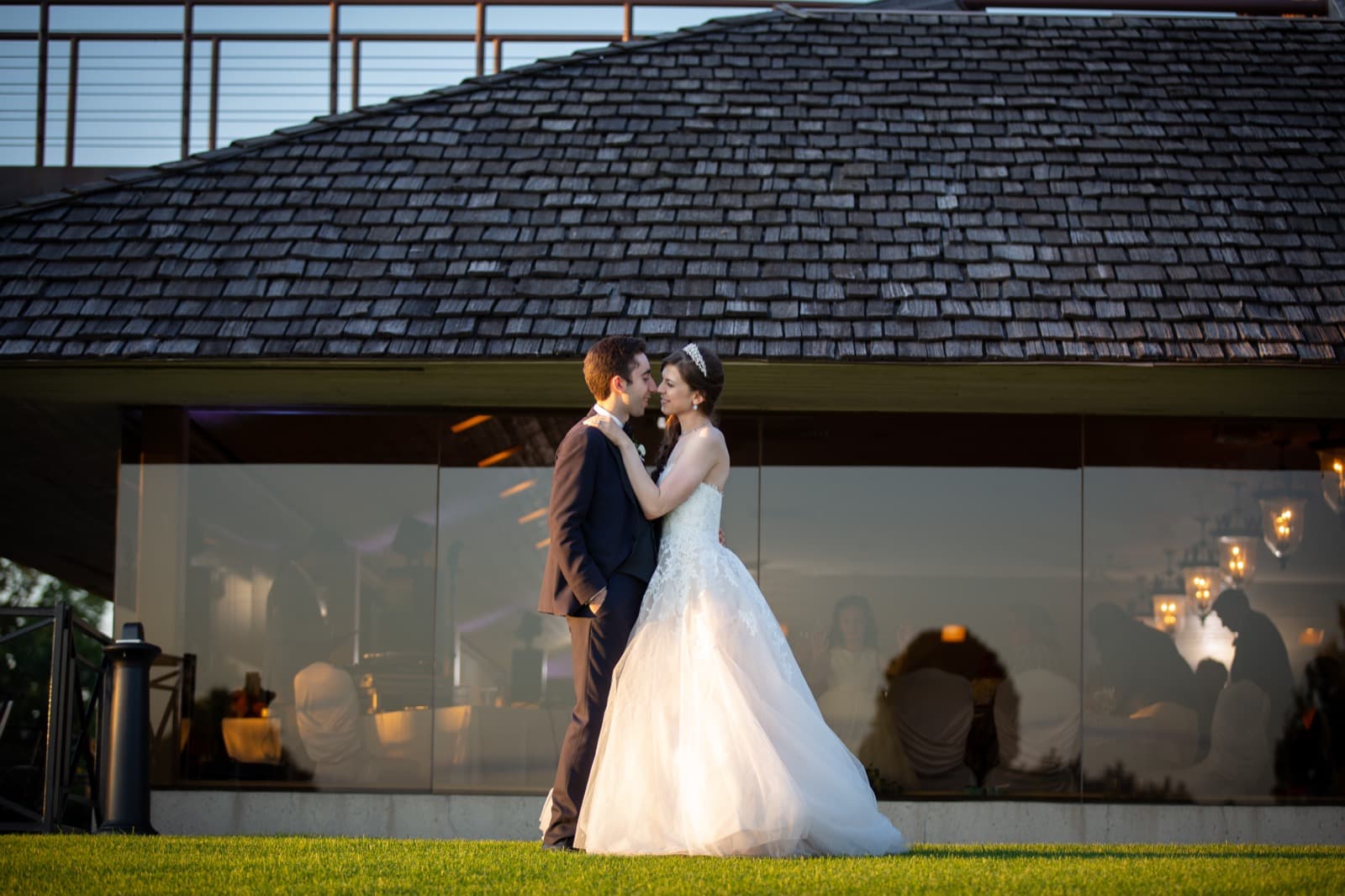 Wedding Pictures at the Glen Abbey Golf Club